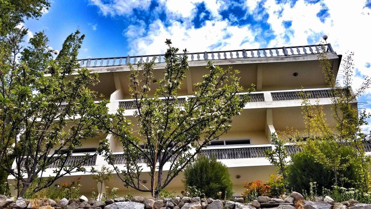 World Roof Hotel Hunza Karimabad  エクステリア 写真